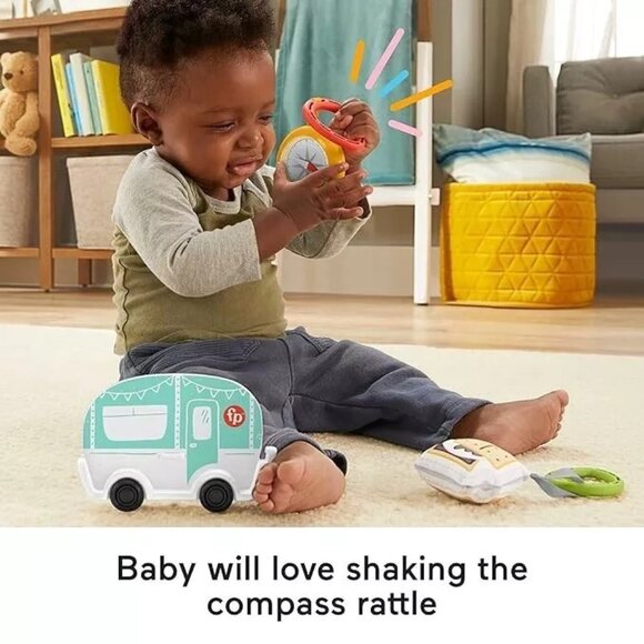 Fisher-Price S'more Fun Camping Gift Set, 3 outdoor-themed baby toys teether - Picture 2 of 6